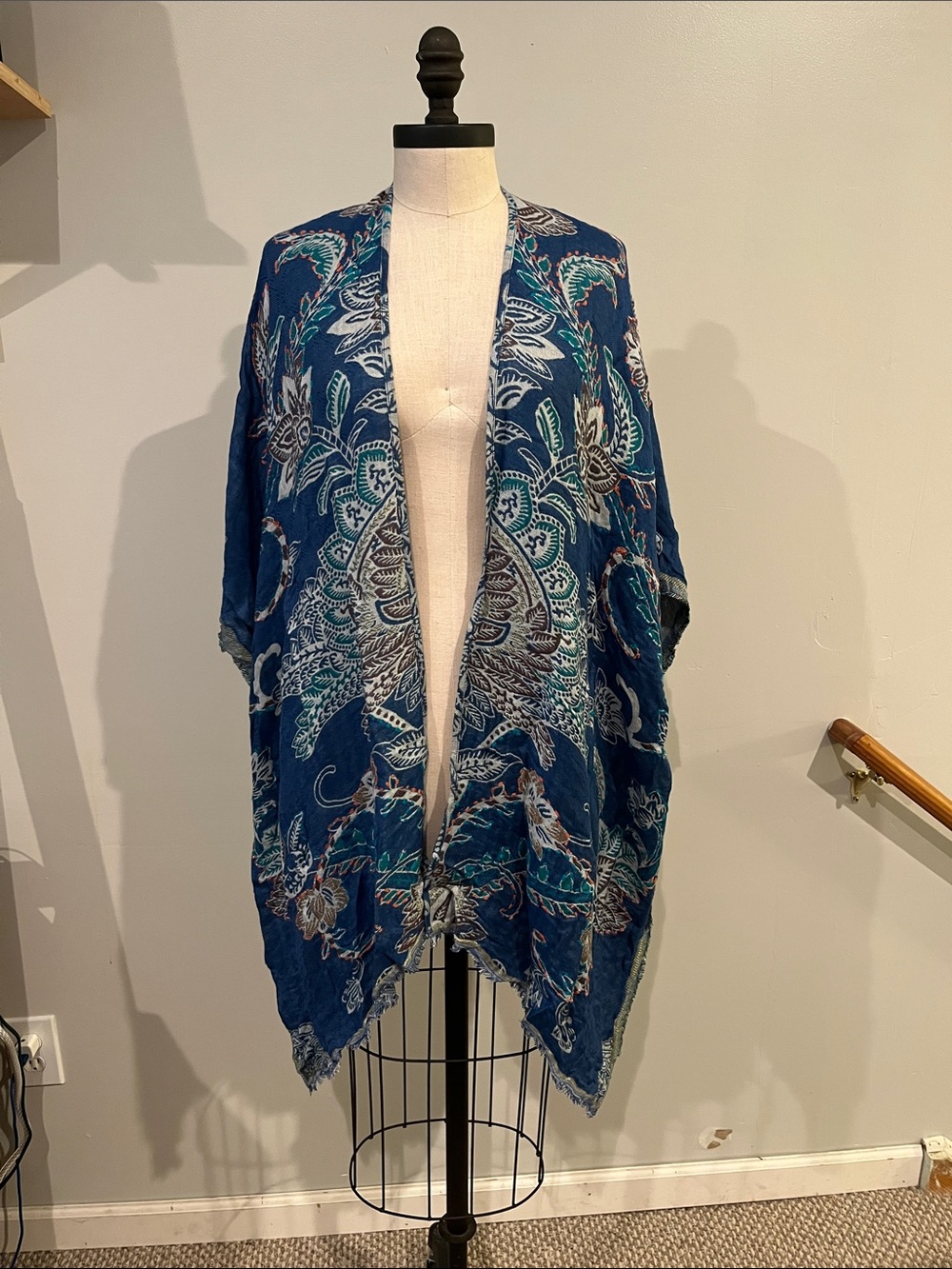Reversible kimono caftan woven blue paisley one size